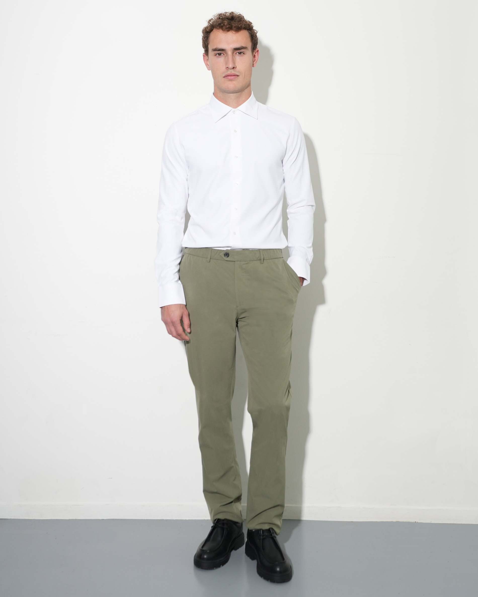 Performance trousers olive