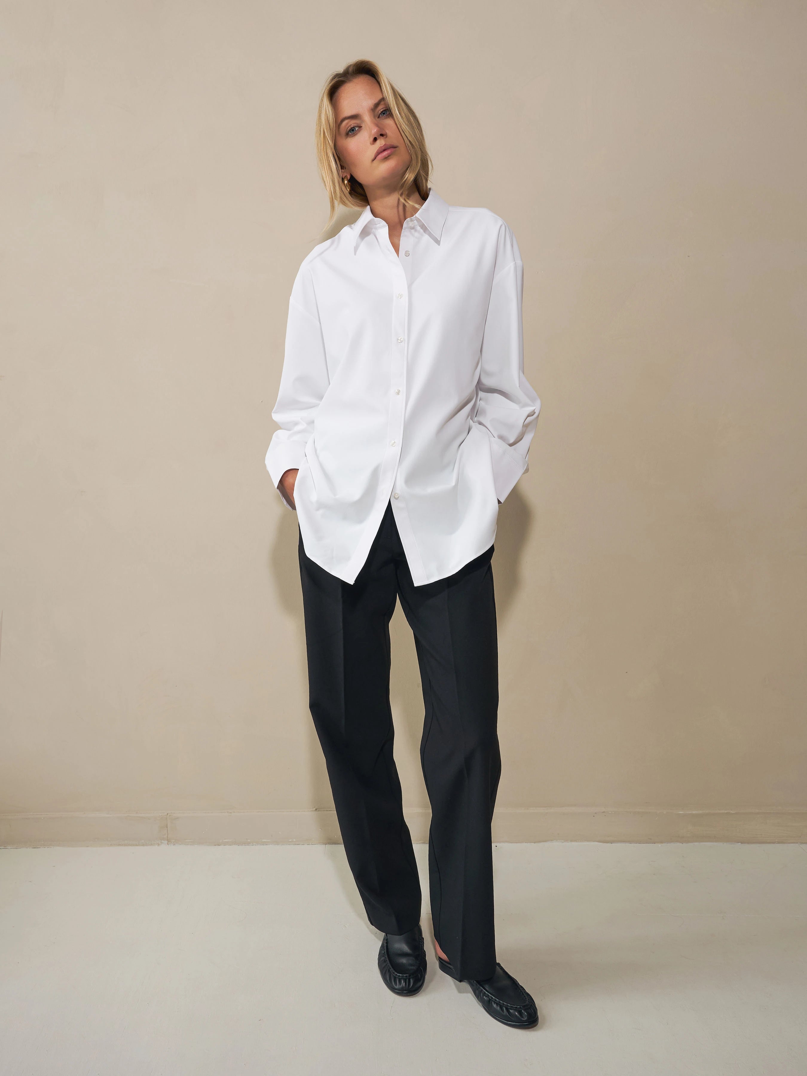 Gen 1: Loose fit Blouse - White