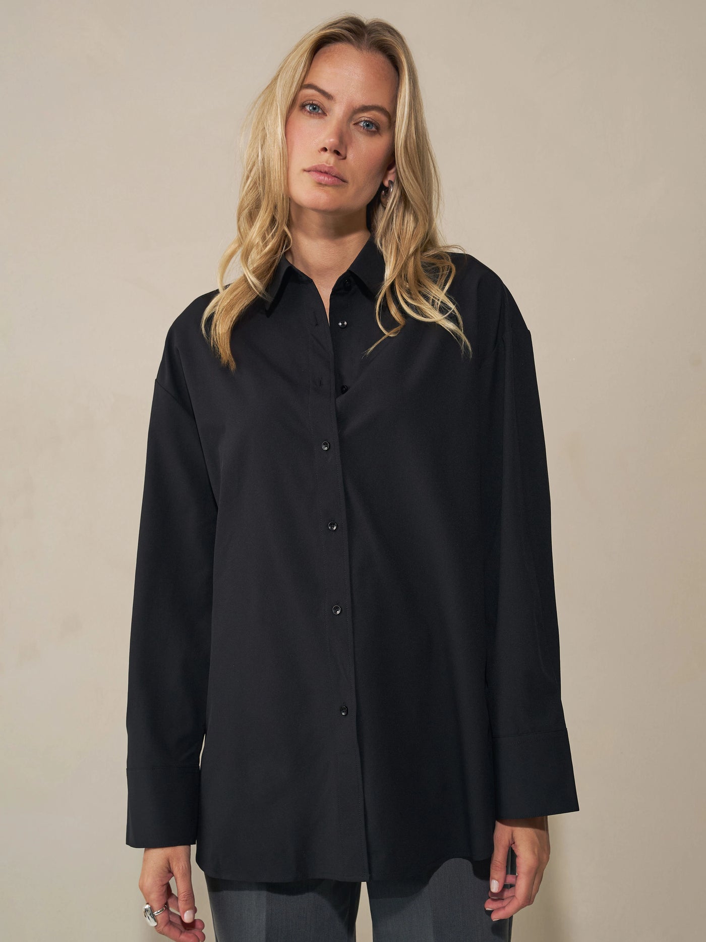 Gen 1: Loose fit Blouse - Black
