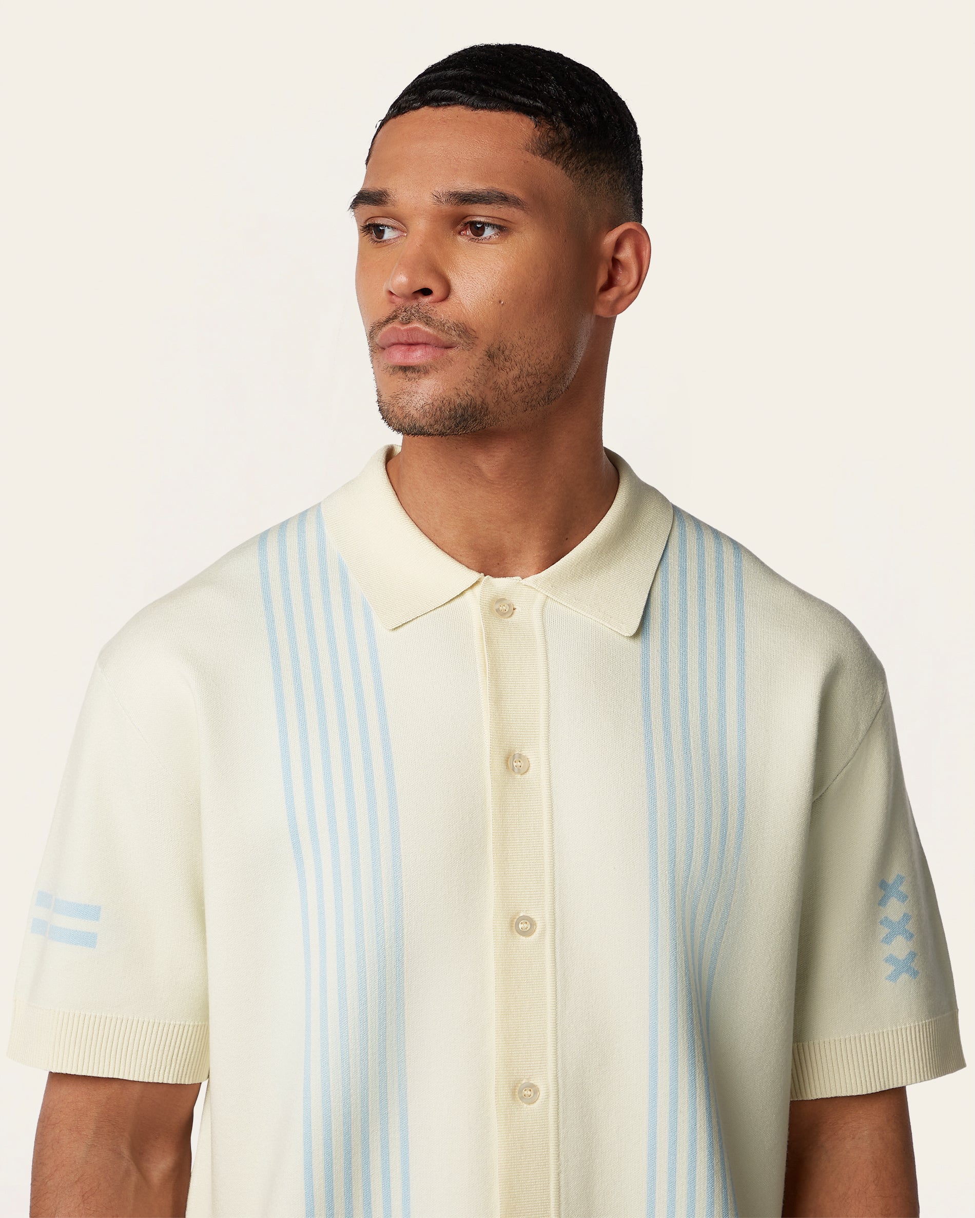 Jacquard Short Sleeve Shirt Off White / Light Blue