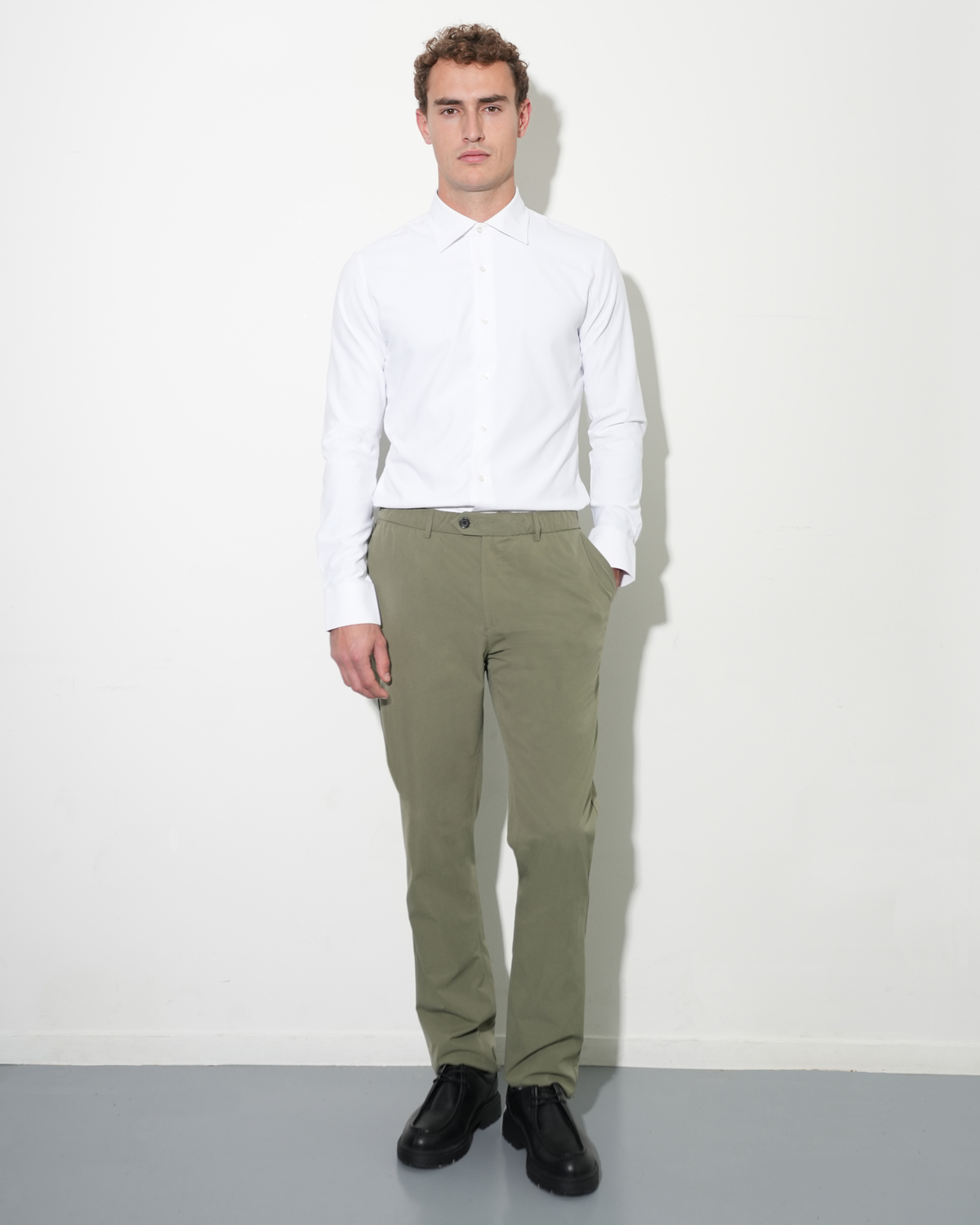 Performance trousers olive